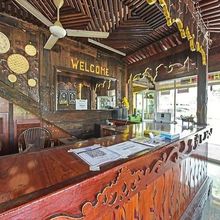 Super Oyo Capital O 90659 Raintown Timbers Hotel Taiping Εξωτερικό φωτογραφία