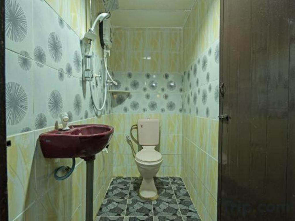 Super Oyo Capital O 90659 Raintown Timbers Hotel Taiping Εξωτερικό φωτογραφία